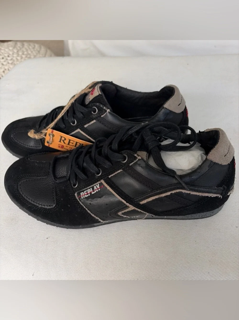 Replay Black /White Mens Euro Distressed Lace-Up Sneakers Size 10.5  New w/tags!